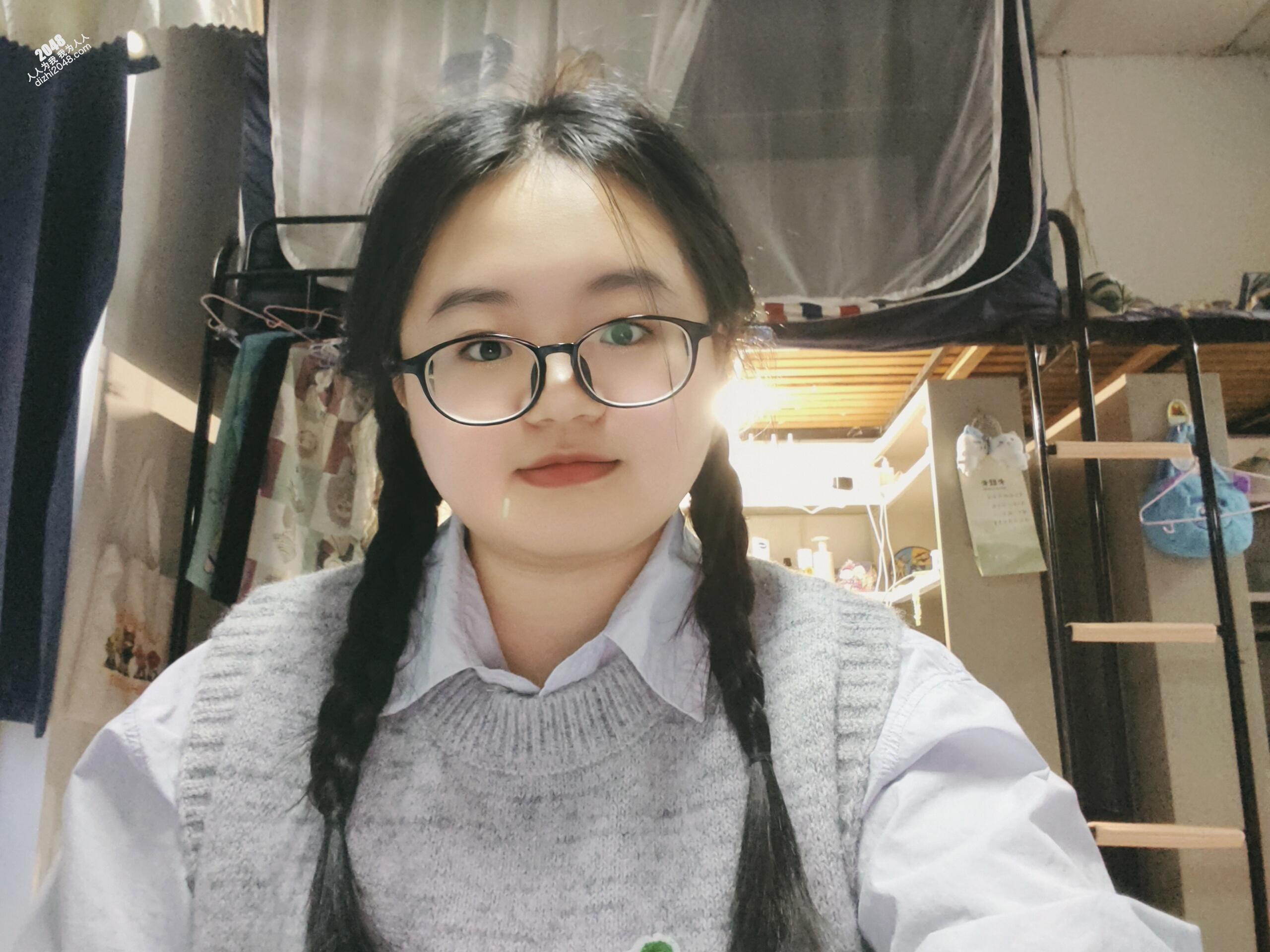 【原创】表妹讲话喜欢插嘴，我只好插她的嘴教育她