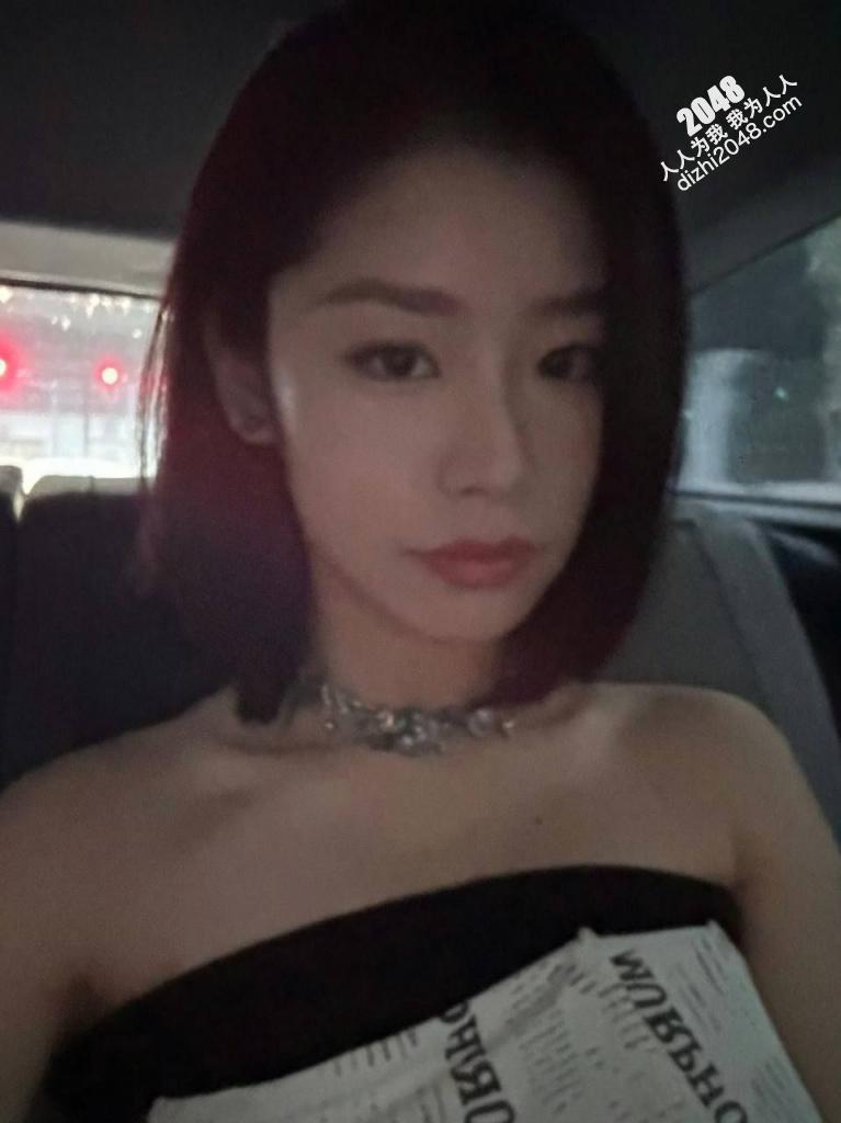 鲍鱼很嫩的长发气质美女 [20P]