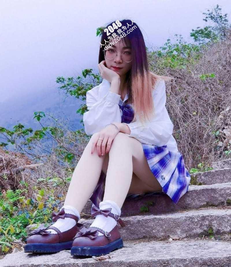 美女御姐大尺度私拍【16P】