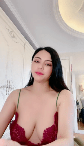 Private photos of internet celebrities with big breasts and big buttocks exposed! Do you dare to watch the ultimate temptation that makes people's bloody blood?