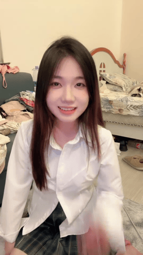 反差骚母狗学妹制服情趣高跟吃鸡骑乘后入【24P】