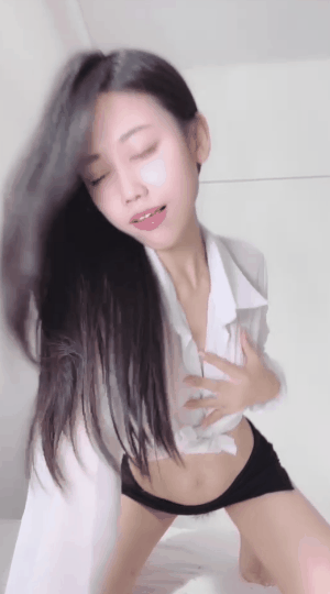 骨感颜值空姐 极品微乳女神颜值炸裂[21P]